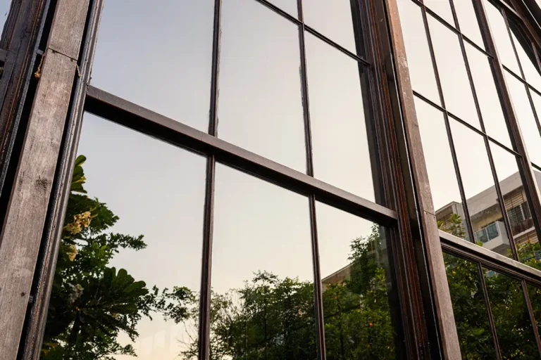 Why Home Tinted Windows Are Essential for Hinckley Homes: Tints Windows Guide
